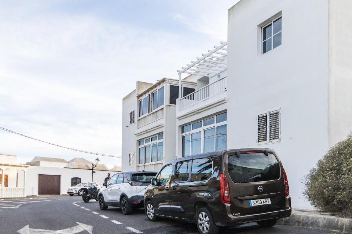 Apartamento Atenea San Bartolomé المظهر الخارجي الصورة